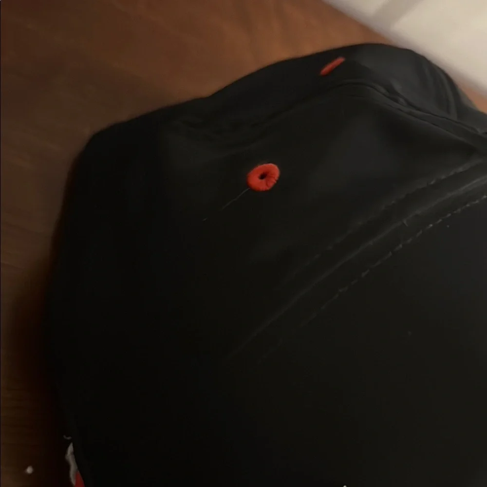 Detroit Red Wings Black and Red Cap NWT size L/XL - Picture 11 of 12